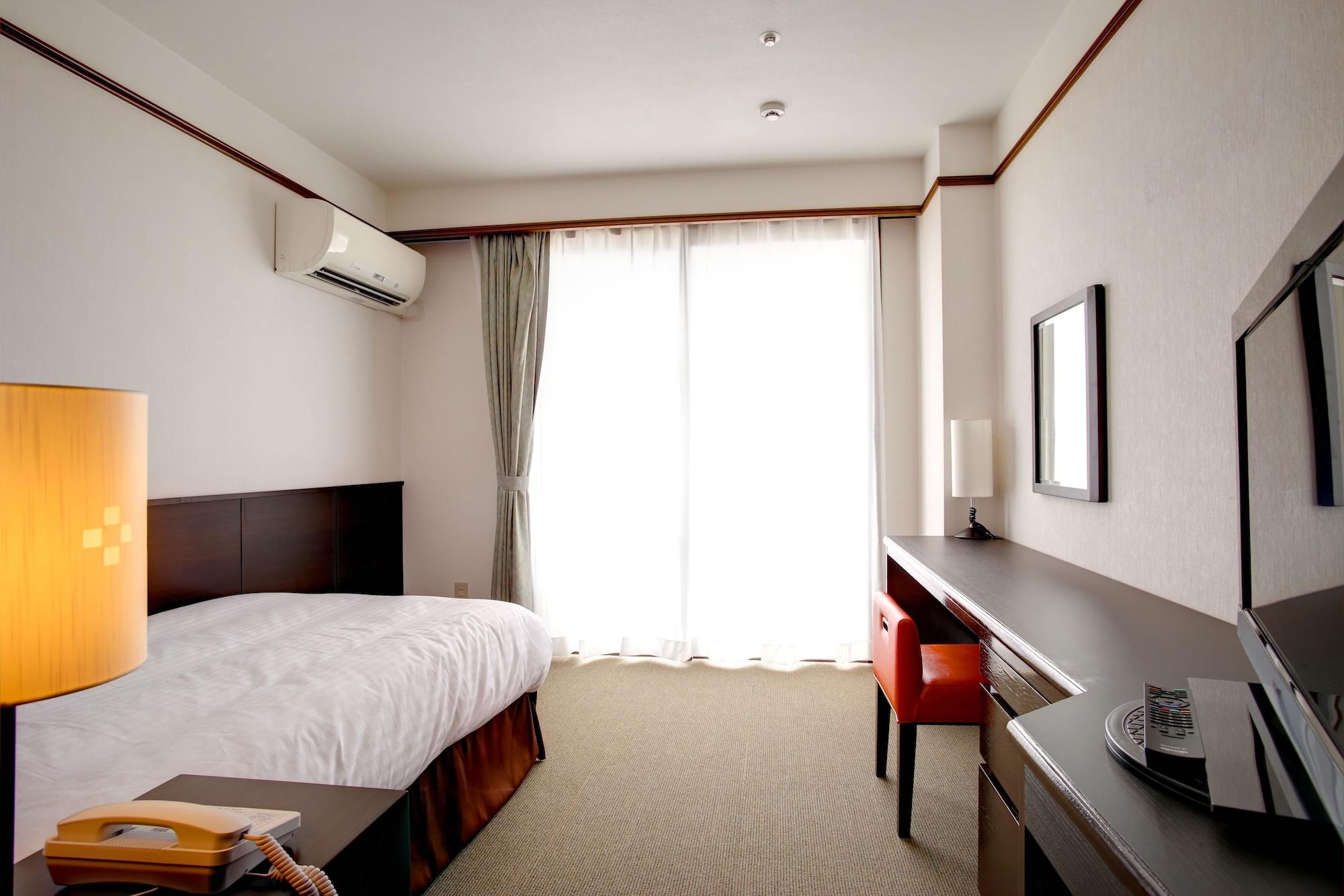 Hotel City Court Naha Bagian luar foto