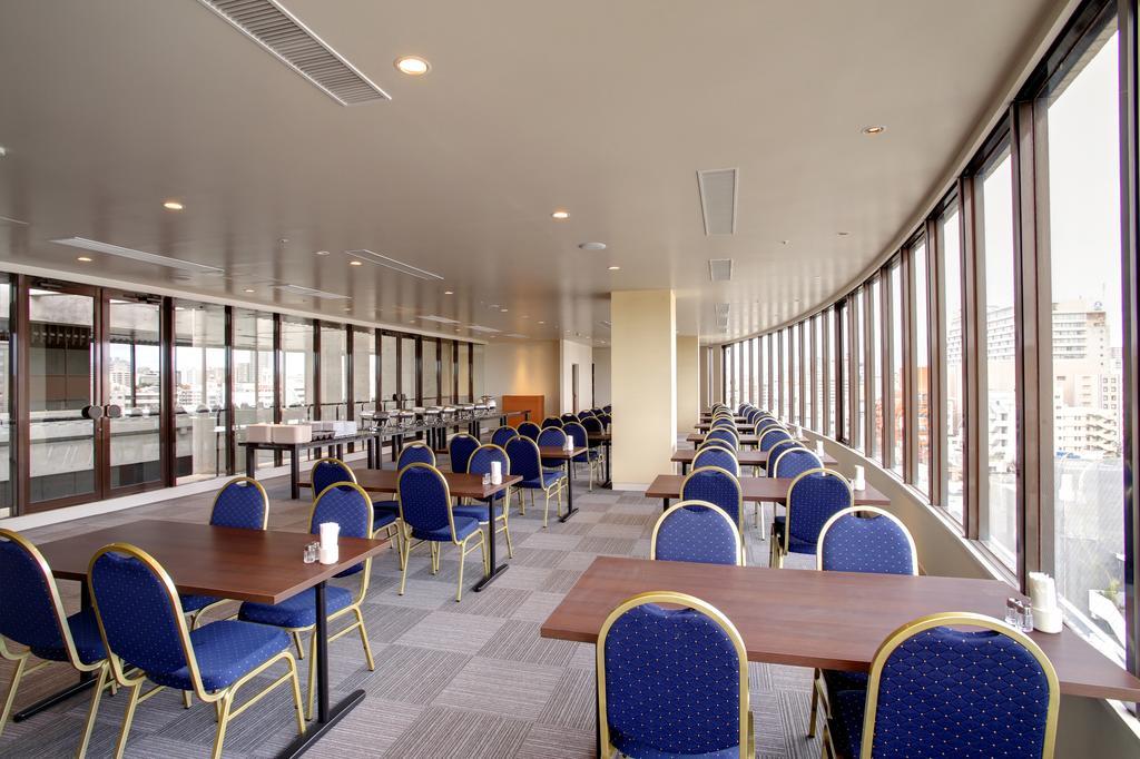 Hotel City Court Naha Bagian luar foto