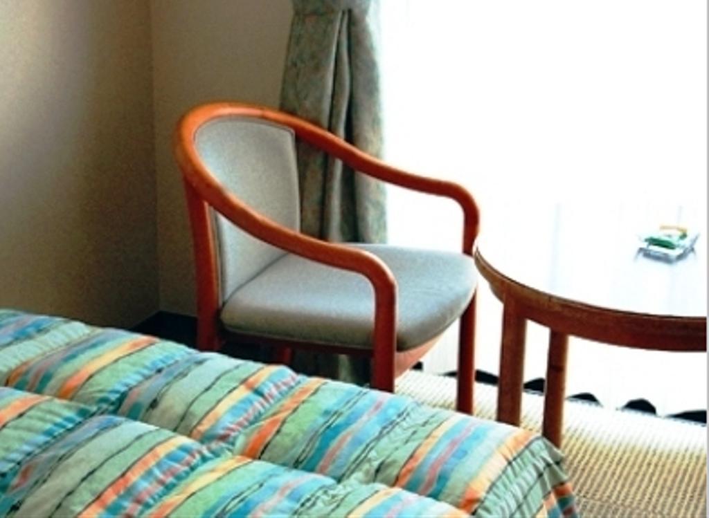 Hotel City Court Naha Ruang foto